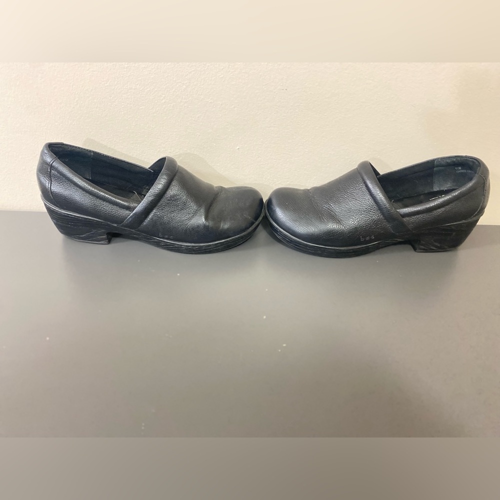 BOC BORN Women’s Size 11M BLACK LEATHER PEBBLED CLOGS MULES SHOES.great Conditio - Picture 4 of 12